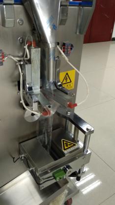 無人化糯米果凍膠包裝機(jī)細(xì)節(jié)圖